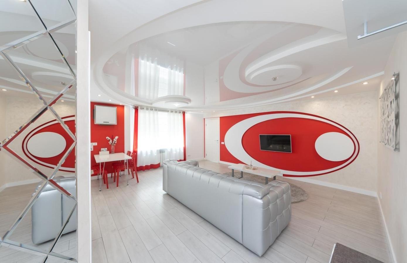 Apartmán Flat24 On Lesi Ukrainki 3 Kyjev Exteriér fotografie